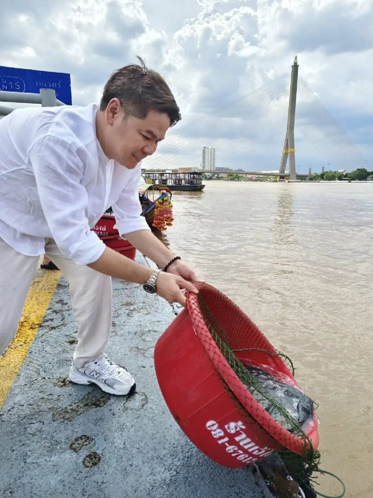 ดาวอาทิตย์ย้าย 6 ราศี พลิกฟื้น เงินไหลมา โชคลาภกระแทกใส่ 