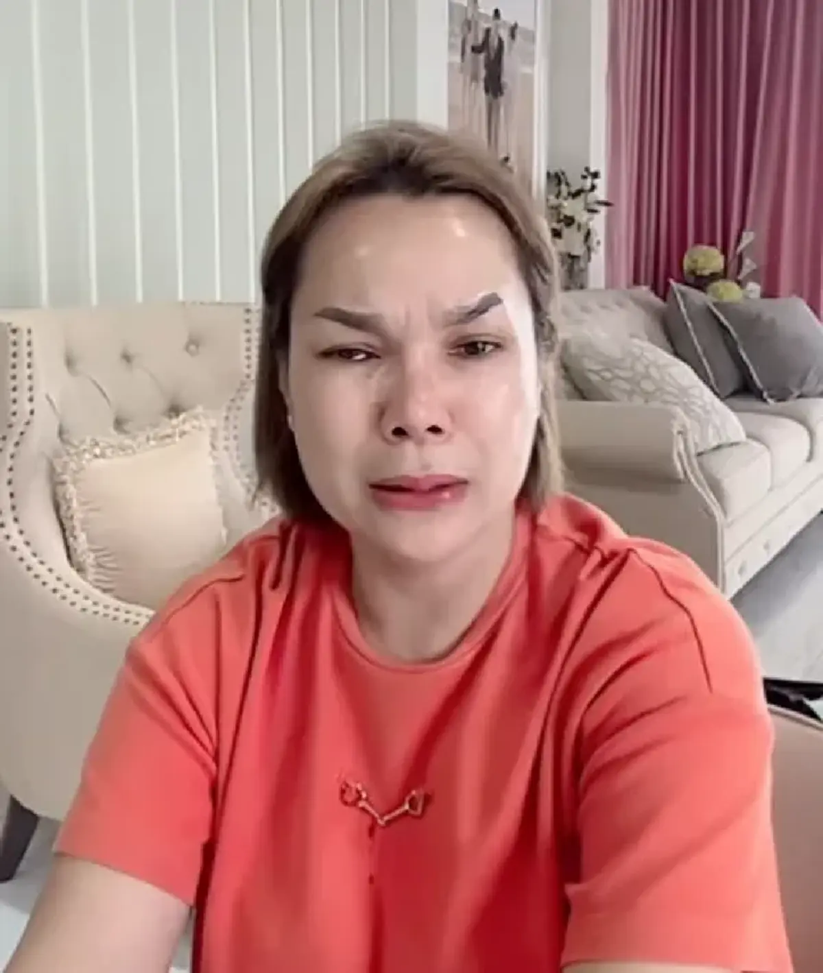 "แม่เกตุ" ร่ำไห้ไลฟ์สด พูดหมดเปลือกต้นตอปัญหาที่เกิดขึ้น