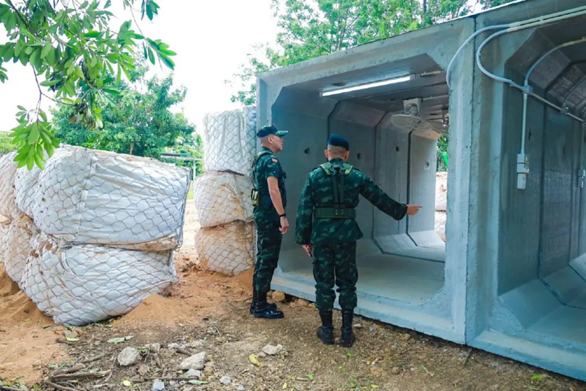 ภารกิจปกป้องอธิปไตยชายแดนไทย-กัมพูชา สร้างหลุมหลบภัย-บังเกอร์