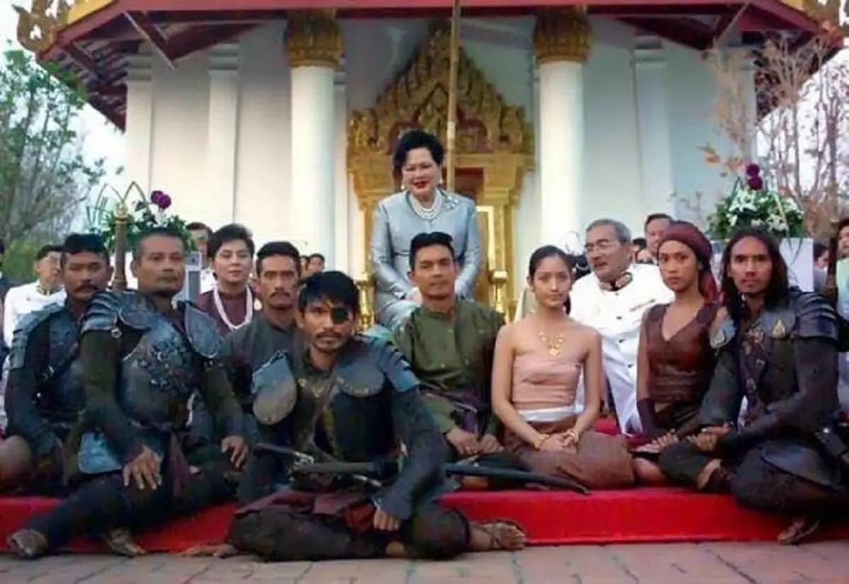 แอฟ ทักษอร น้อมรำลึกพระมหากรุณาธิคุณ สมเด็จพระพันปีหลวง