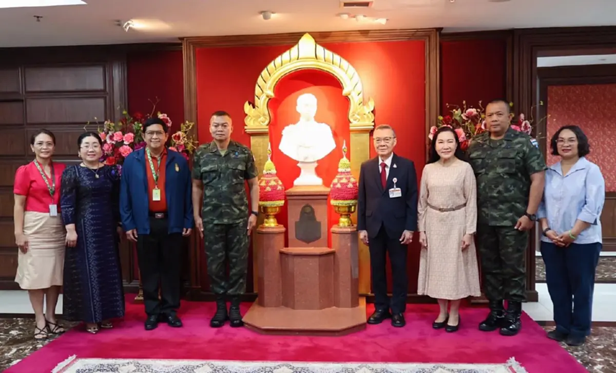 "พล.ท.บุญสิน" ลงนามรับตำแหน่ง ที่ปรึกษาพิเศษ สถาบันพระปกเกล้า