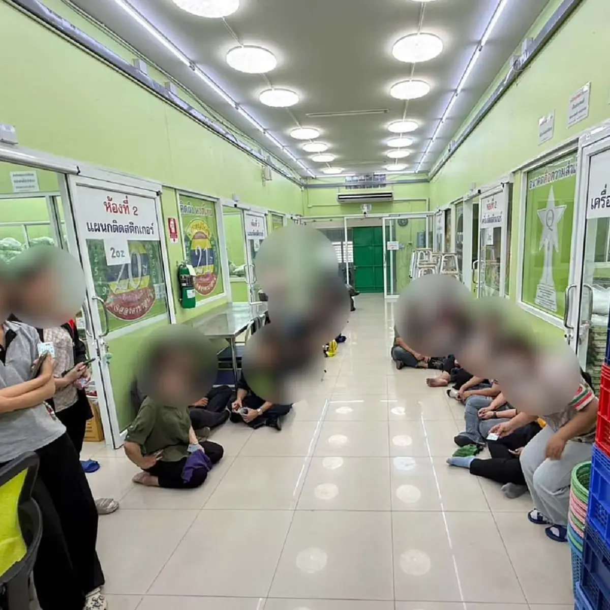 เจอต้นตอ ทลายโรงงานเถื่อน ยาดมสมุนไพรยี่ห้อดัง ของกลาง 2 ล้านชิ้น