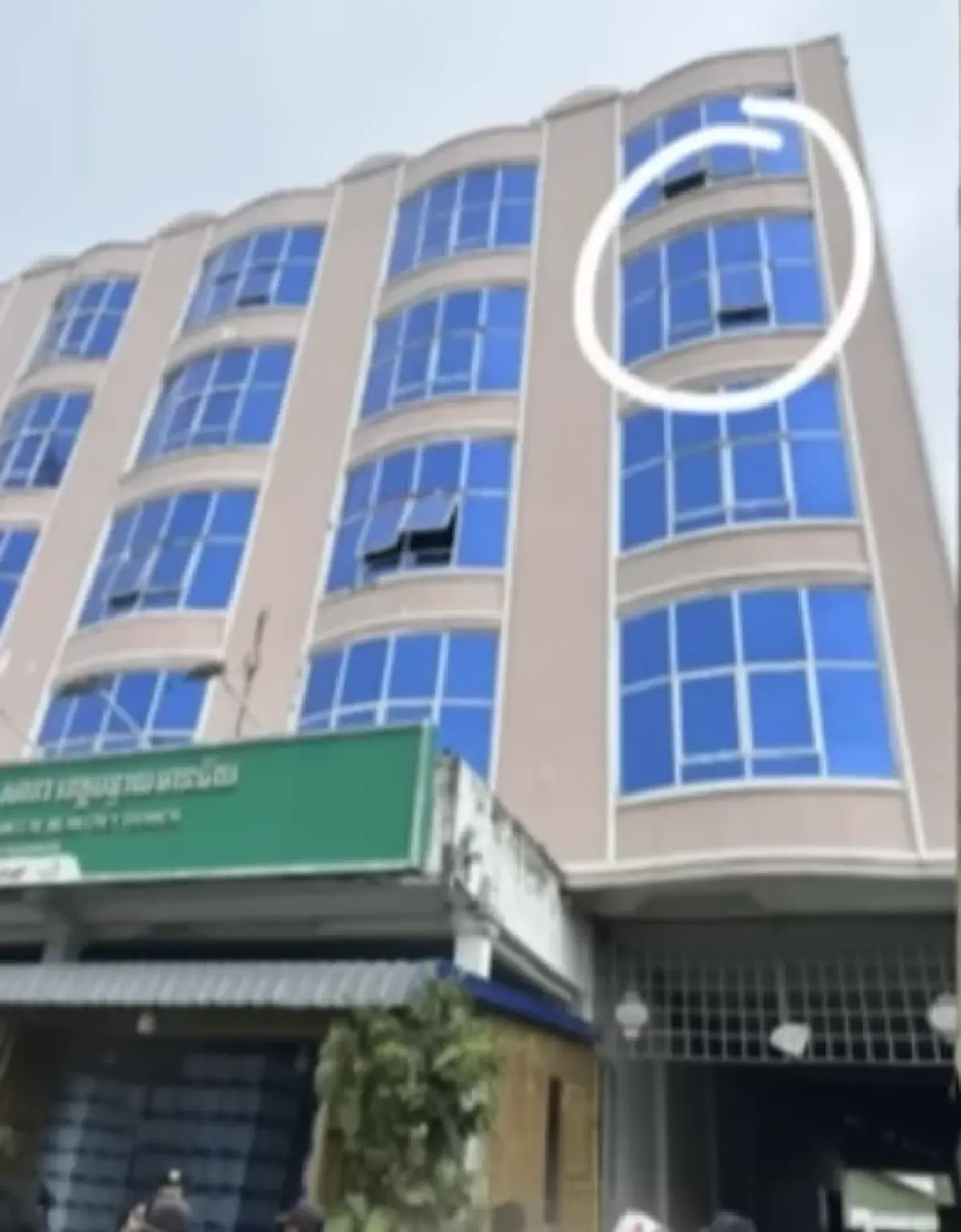 รู้แล้วเป็นใคร สาวไทยพลัดตกตึกสูงดับปริศนา ที่ปอยเปต