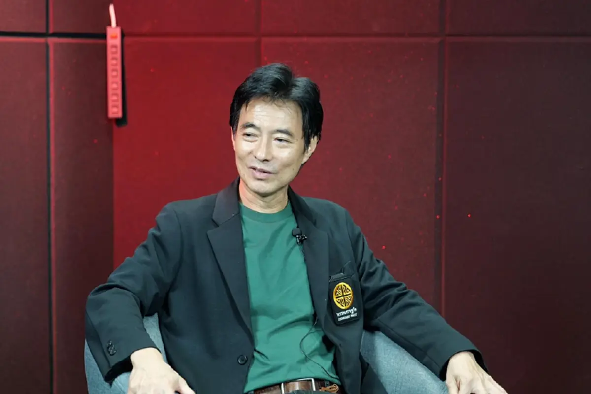 "มาร์ค พิตบูล" ขอโพสต์ตรง ๆ เรื่อง "ทหารกินมาม่า" ทำสะเทือนทั้งบาง