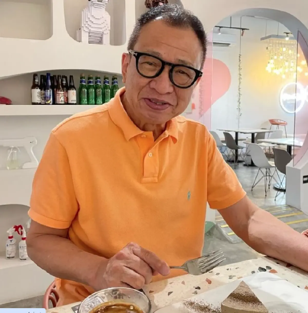 อาลัย นักแสดงรุ่นใหญ่ ถูกหามส่ง รพ.ก่อนเสียชีวิตกะทันหัน