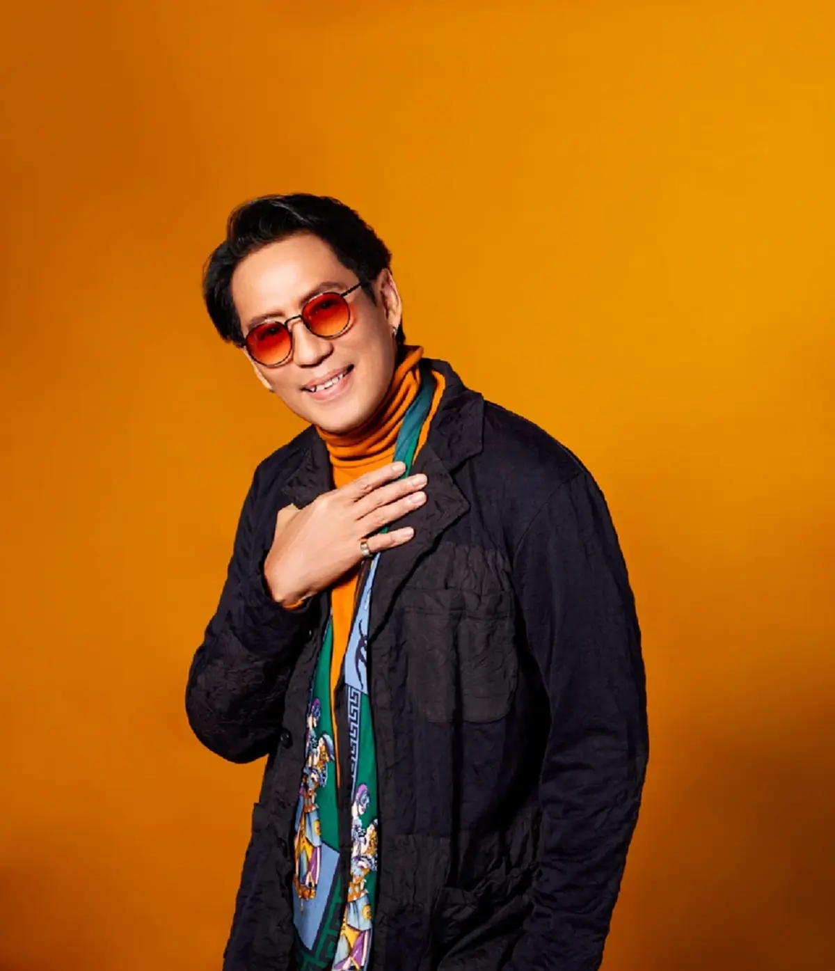 งานเข้า \"เบิร์ด ธงไชย\" เจอเฟคนิวส์ ต้นสังกัดรีบแถลงโต้ทันที