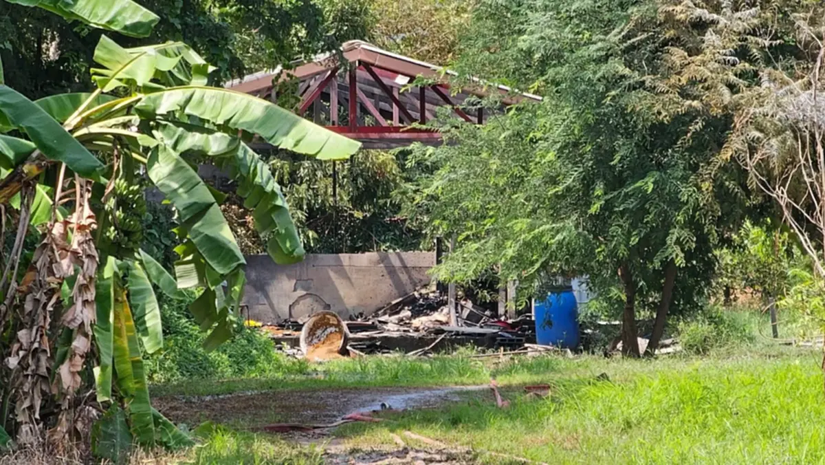 เกิดเหตุโรงงานพลุระเบิด จ.อ่างทอง มีผู้รับบาดเจ็บ 1 คน