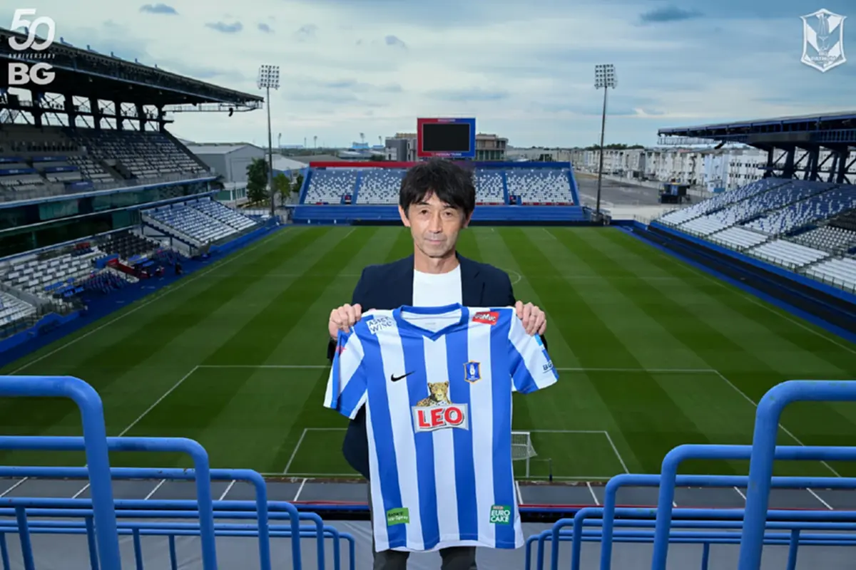 งานใหม่ "มาซาทาดะ อิชิอิ" หลังโดนปลดฟ้าผ่า แฟนบอลคิดไม่ถึง