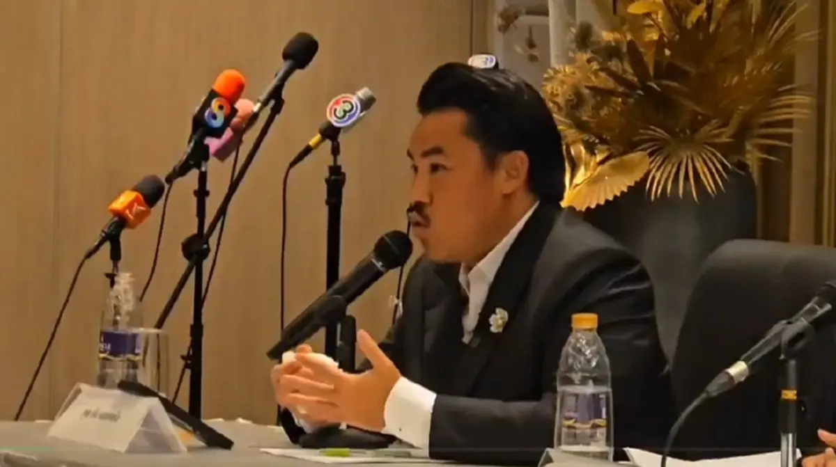 ไฟลุก "สส.ไอซ์  รักชนก" ประจันหน้า "กัน จอมพลัง" จี้ถามเดือด