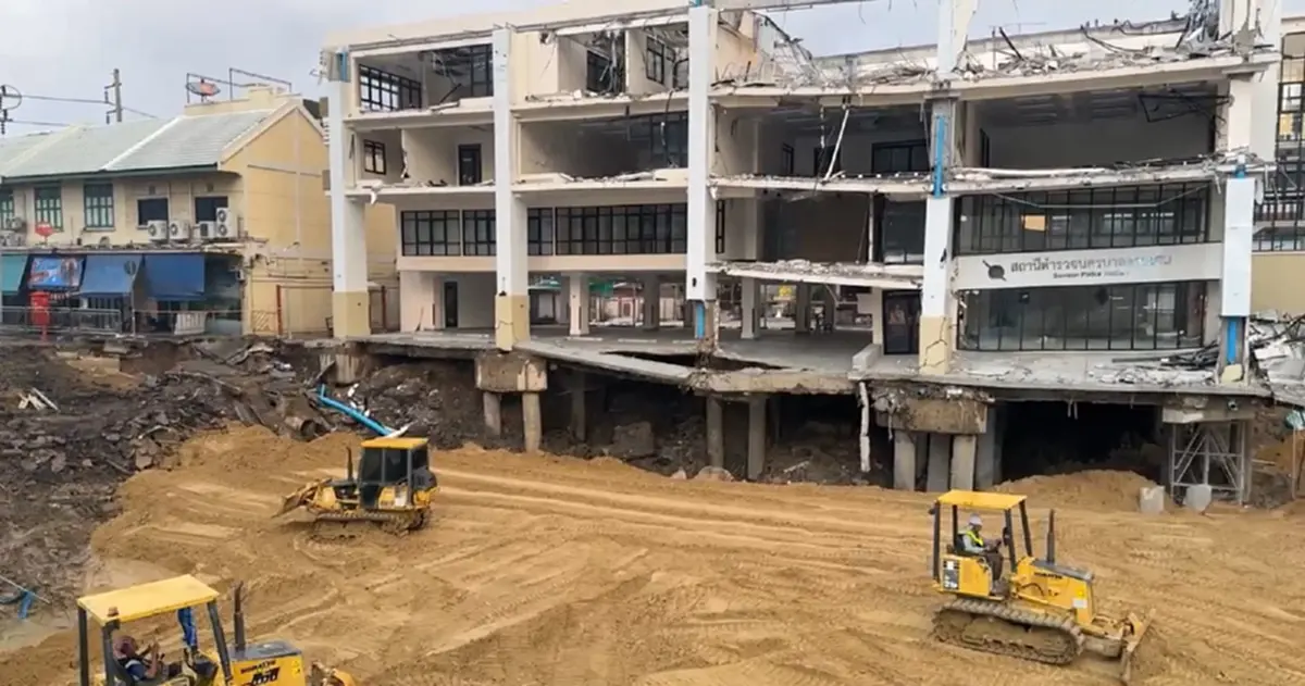 ทรุดต่อเนื่อง"ปลอดประสพ"พบอุโมงค์ถนนสามเสน ยุบตัวเพิ่ม 25 เมตร