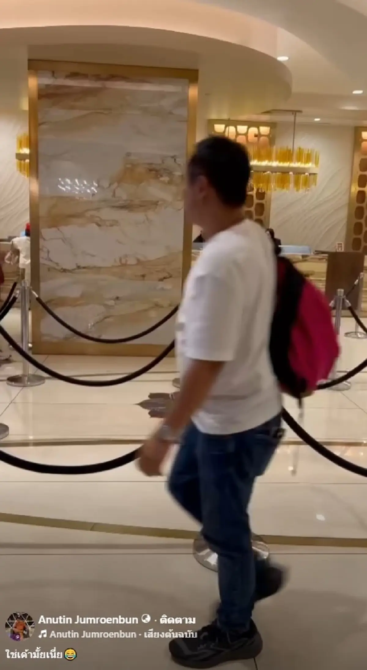 รู้แล้ว ชายปริศนาที่เจอในต่างประเทศใช่ เจ้าของอู่ดัง หรือไม่