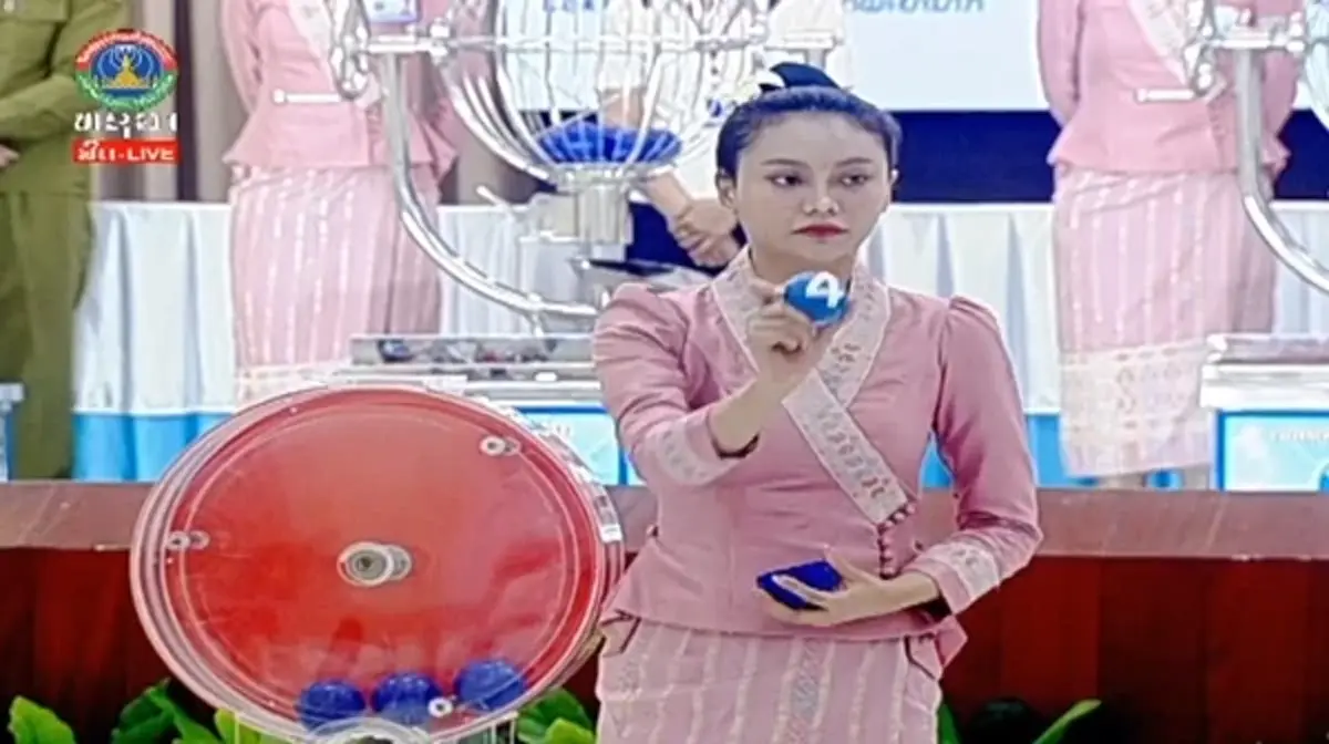 &quot;หวยลาววันนี้&quot; 15/10/68 ตรวจหวยลาว 15 ตุลาคม 2568 ผลหวยลาววันนี้