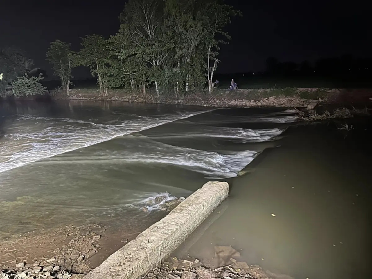 สุดเศร้า รอง ผกก. กระโดดช่วยสุนัขตกน้ำ สุดท้ายจมน้ำดับ