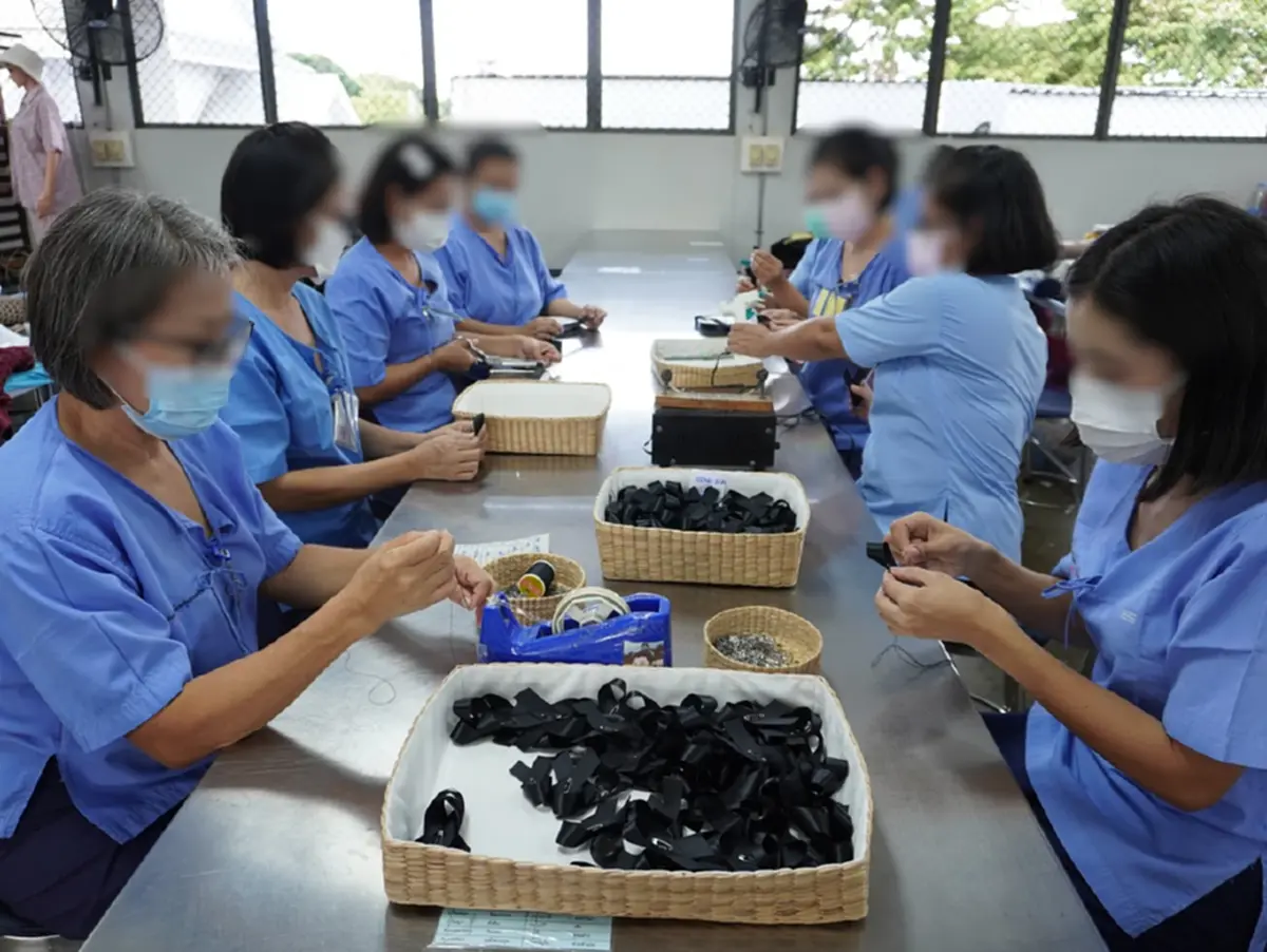 เปิด 3พิกัด รับเข็มกลัดริบบิ้นดำ ฟรี จากทัณฑสถานหญิงกลาง 