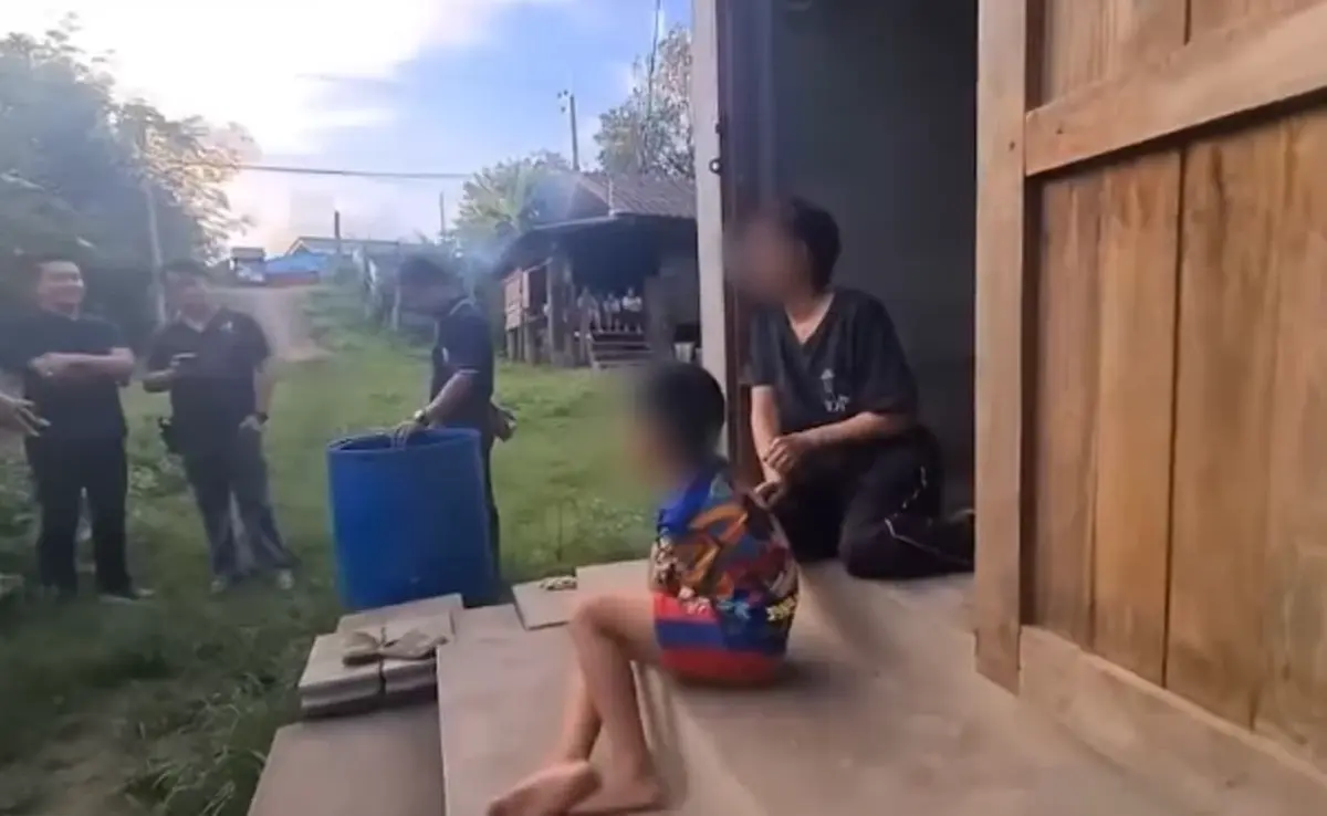 ถึงกับตกใจ แม่เด็กป.1 แฉถูกญาติครูฟุตเหล็กขู่ ฟังแล้วกลัว