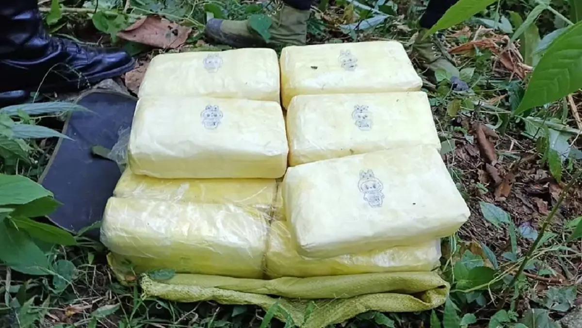 กองร้อยทหารม้าที่ 4 ปะทะกลุ่มขบวนการลักลอบขนยาเสพติด ยึด 1.2 ล้านเม็ด