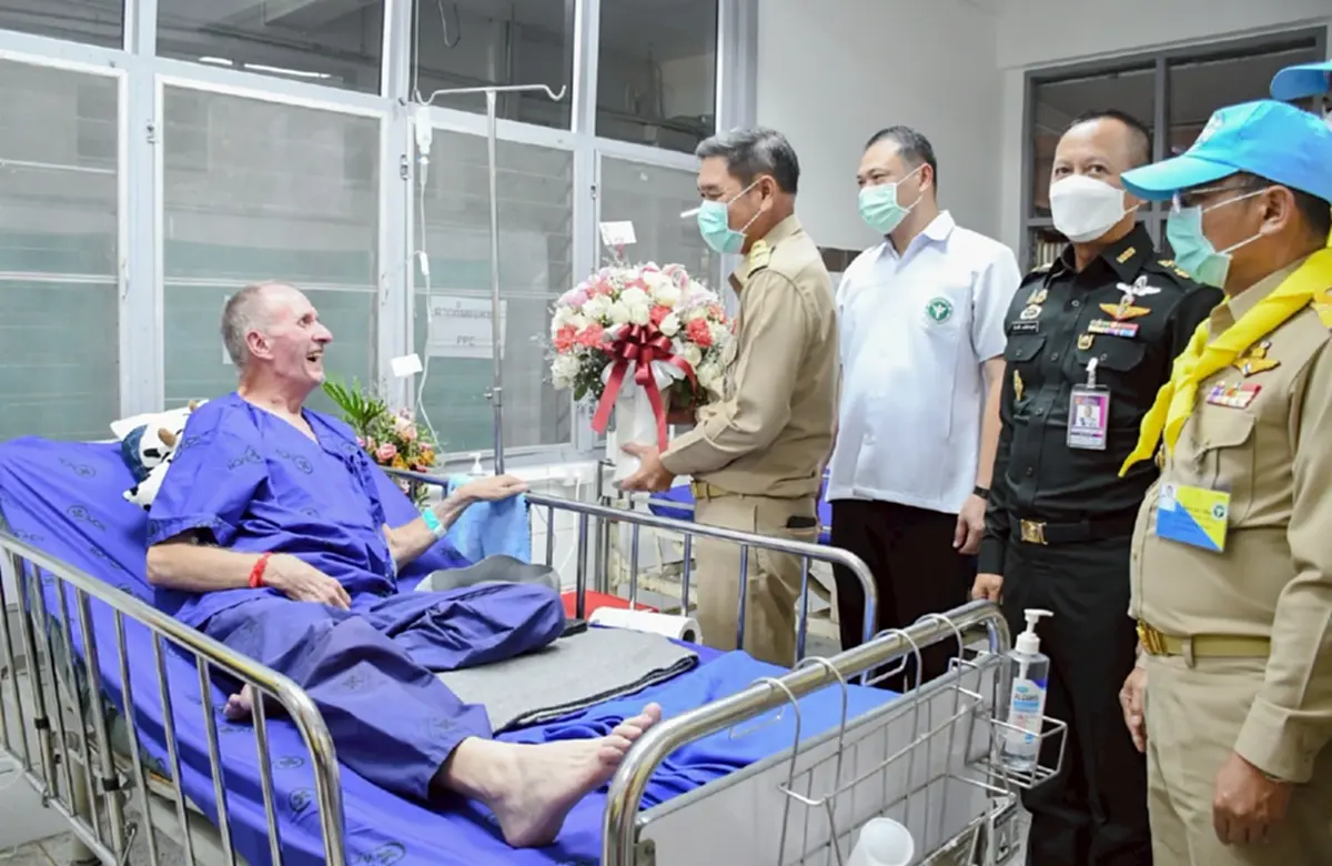 อาการล่าสุด ฮีโร่ถ้ำหลวง ป่วยอยู่โรงพยาบาล แห่ส่งกำลังใจ