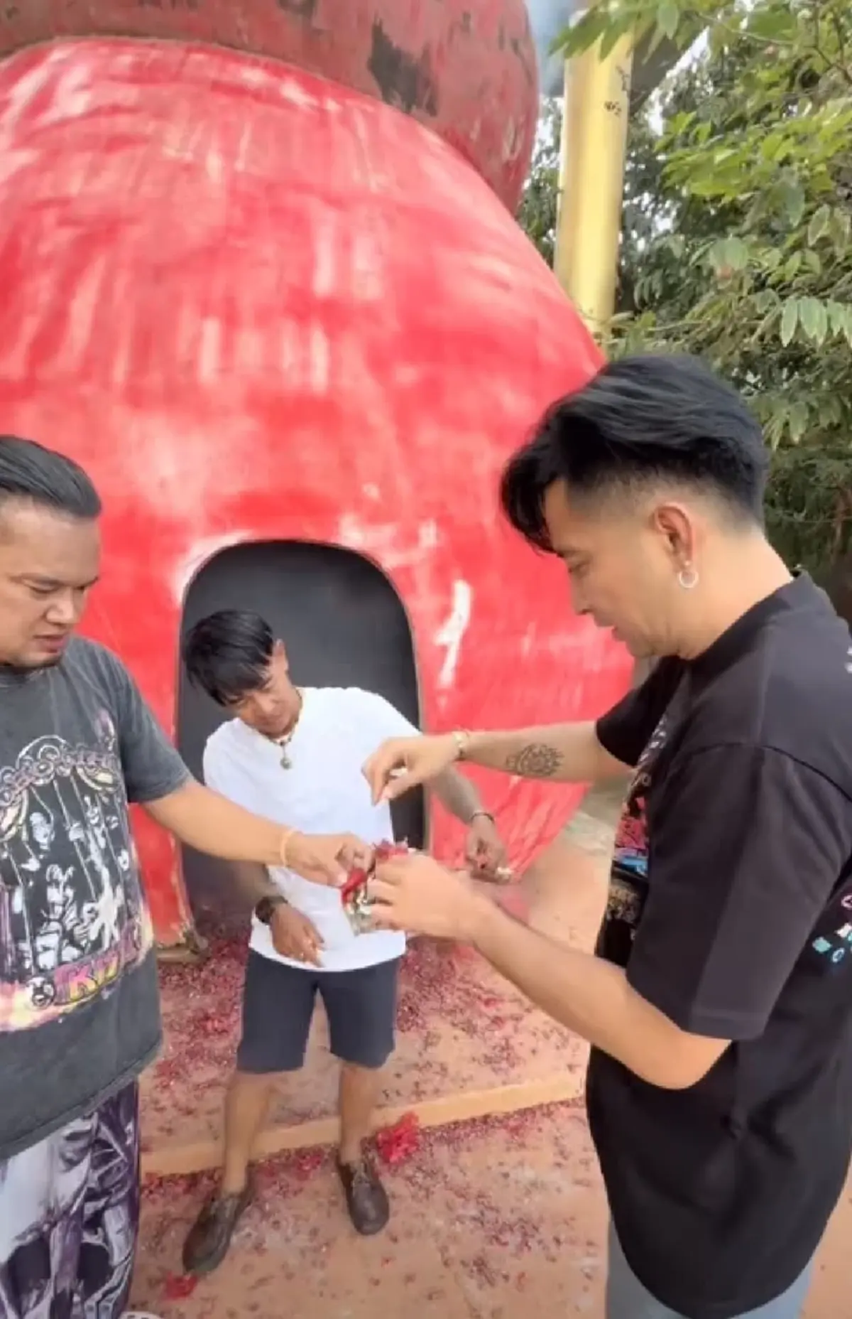 โค้งสุดท้าย บอล เชิญยิ้ม โชว์เลขหางประทัด พระฤาษีนารอด ขอให้โชคดี