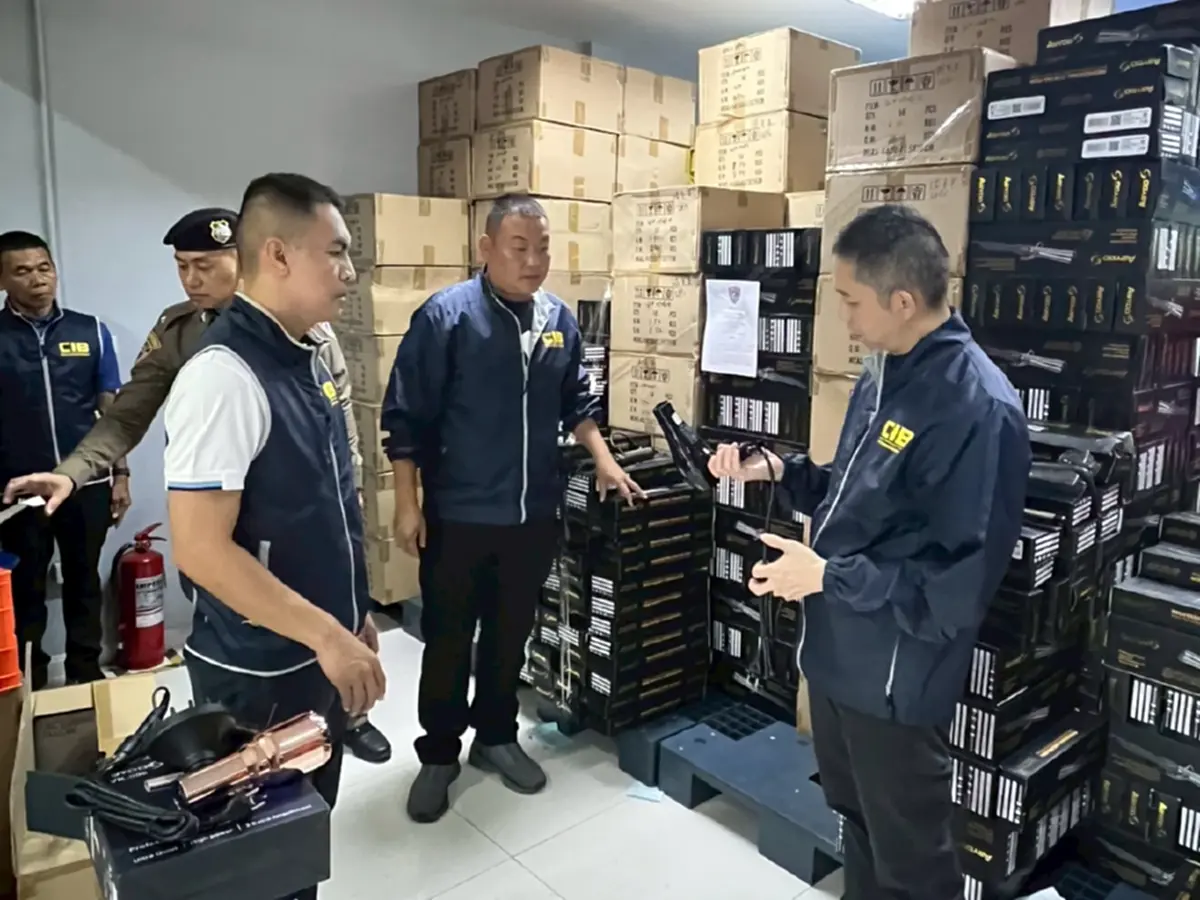 เซ่นเหตุสะเทือนขวัญไดร์เป่ามรณะ บุกจับโกดังใหญ่ของกลาง10ล้าน