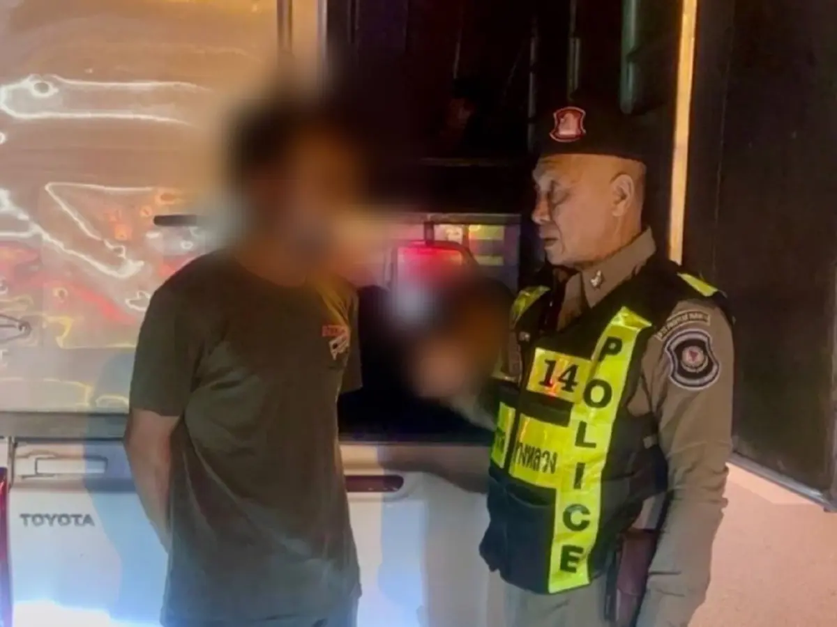 CIB จับรถตู้ทึบดัดแปลง ลักลอบขนแรงงานต่างด้าว 13 ชีวิต