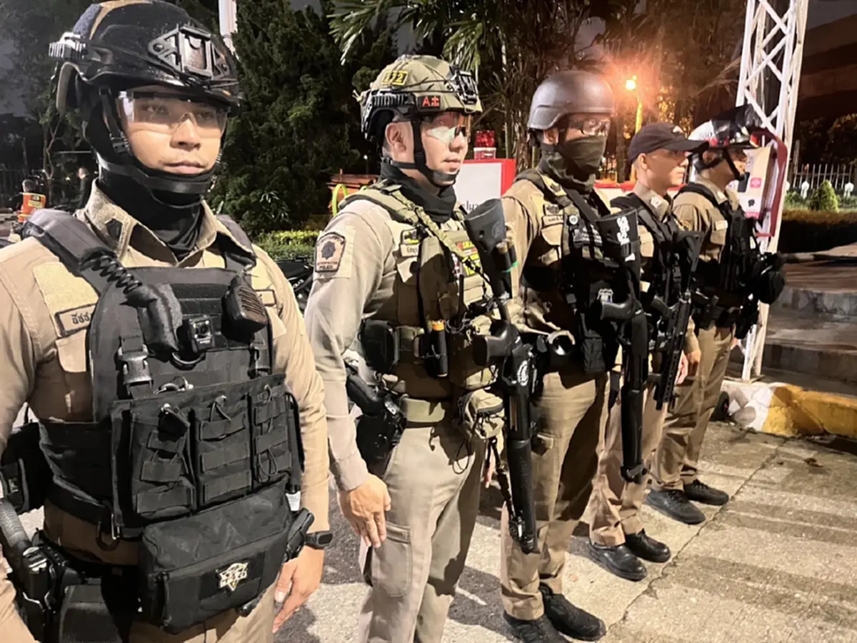 ตำรวจนครบาลเปิดยุทธการ ไล่ปิดเมืองทลายแหล่งมั่วสุมทั่วกรุง