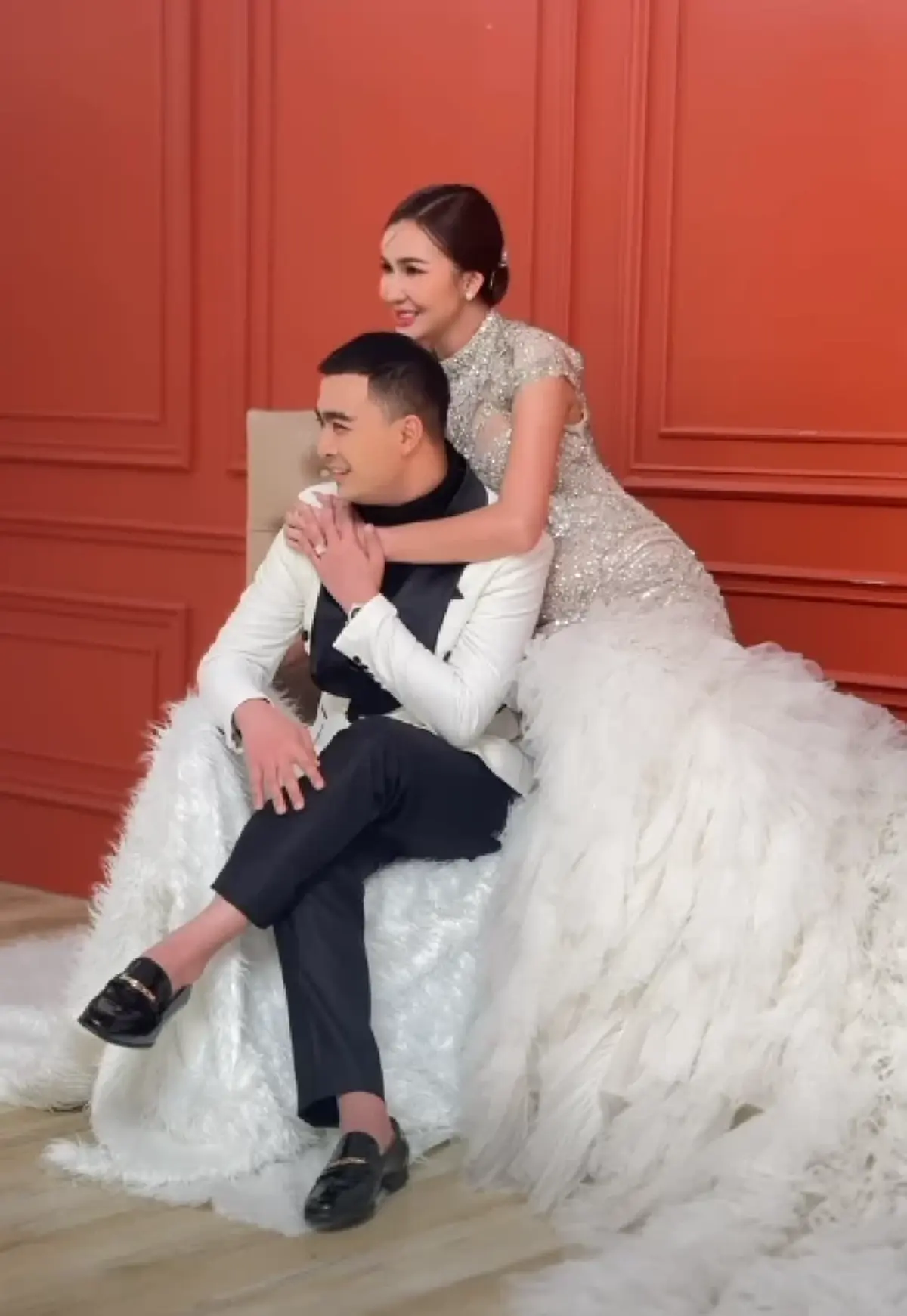 สวยมาก"อดีตพระกาโตะ"เปิดโฉมหน้าเจ้าสาว หลังประกาศแต่งงาน