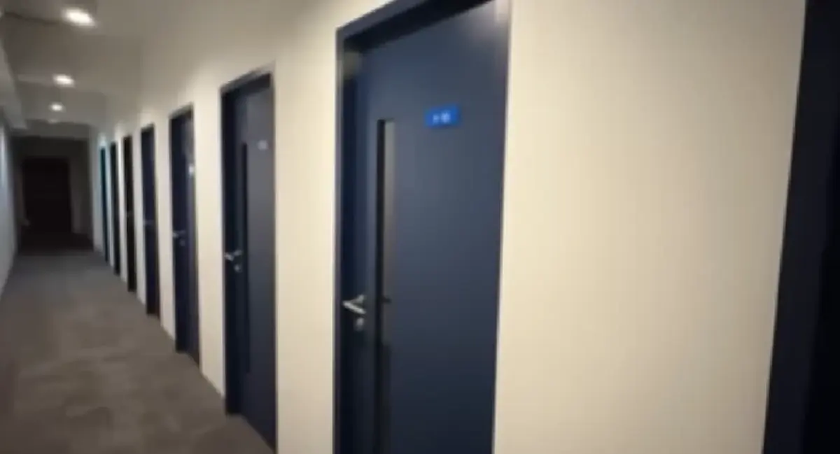 เปิดภาพในสำนักงาน "มูลนิธิ กัน จอมพลัง ช่วยสู้" เห็นแล้วตกใจ