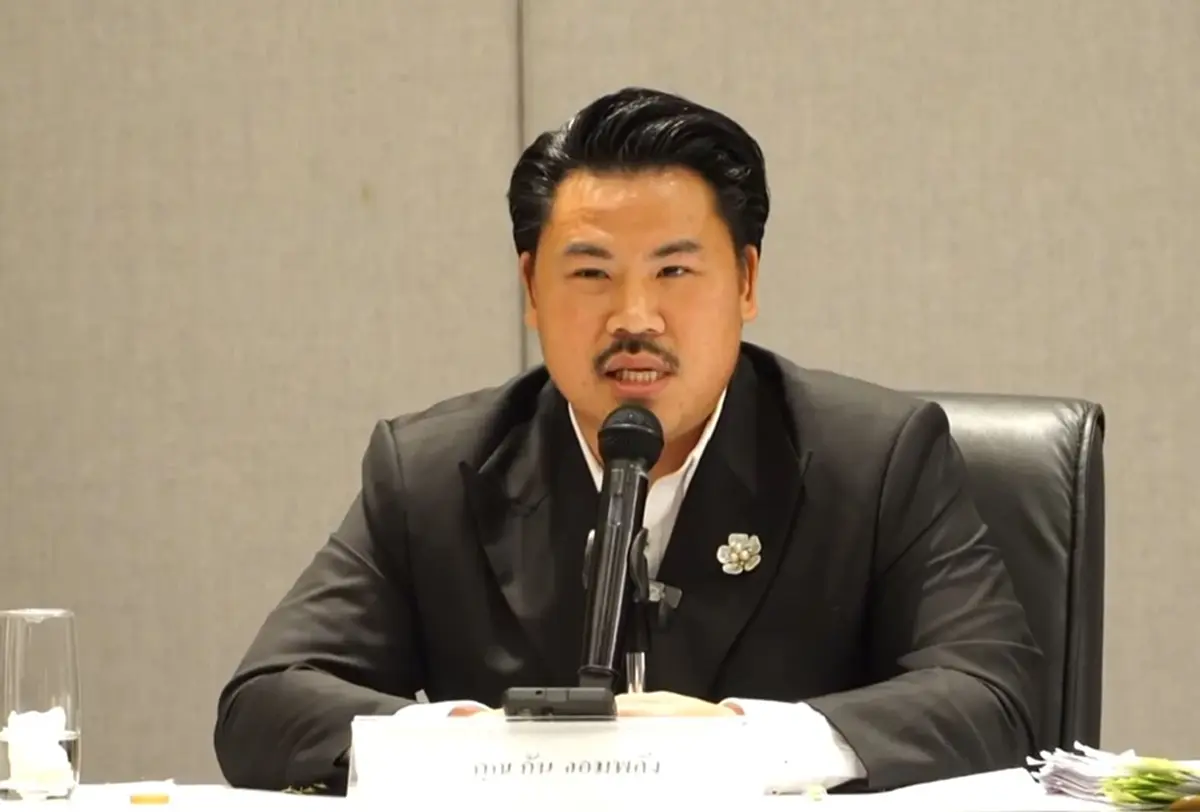 เปิดภาพในสำนักงาน "มูลนิธิ กัน จอมพลัง ช่วยสู้" เห็นแล้วตกใจ