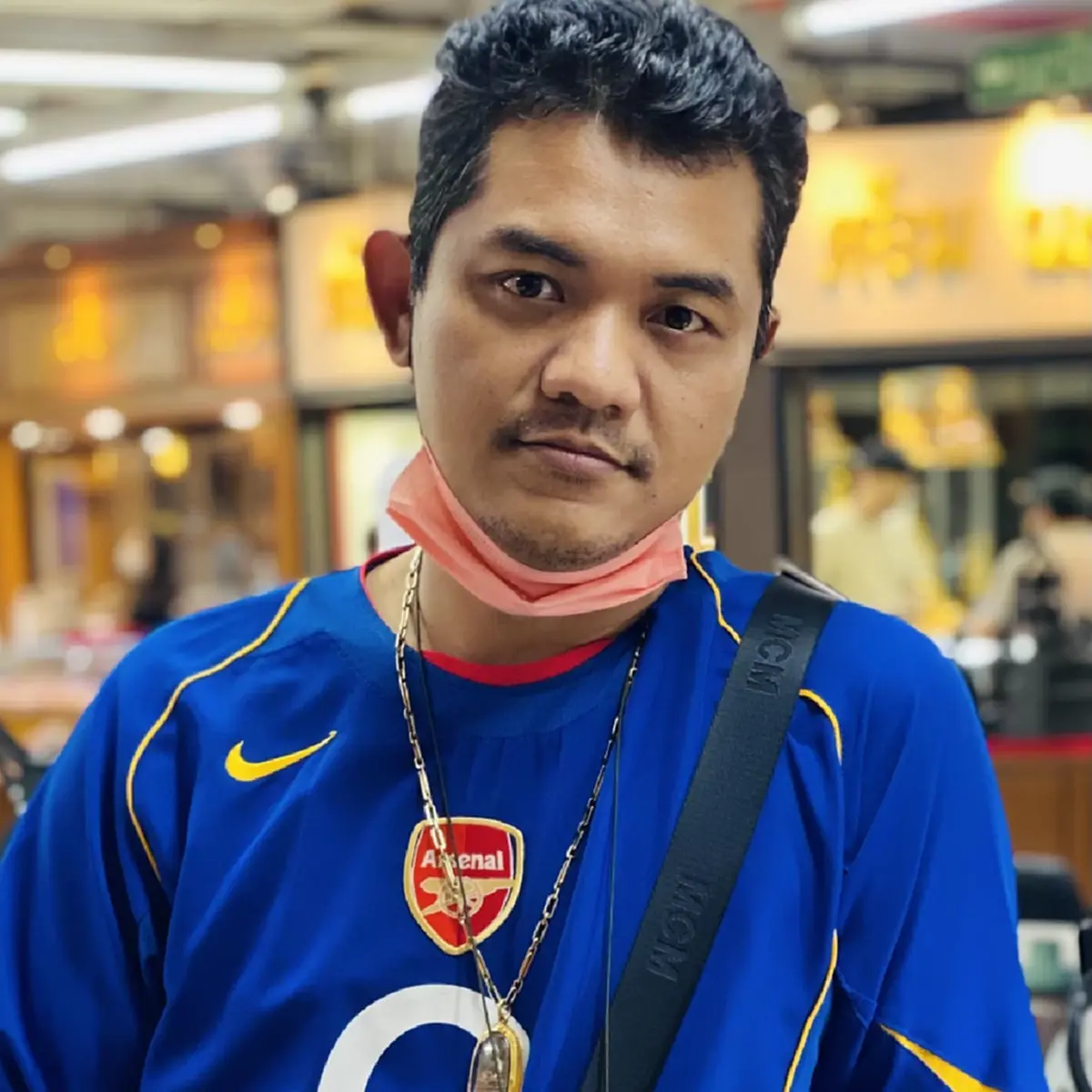 เอาแล้ว บี หลักร้อย หายคาใจ ได้ส่ององค์จริงกับตา ไร้ข้อกังขา