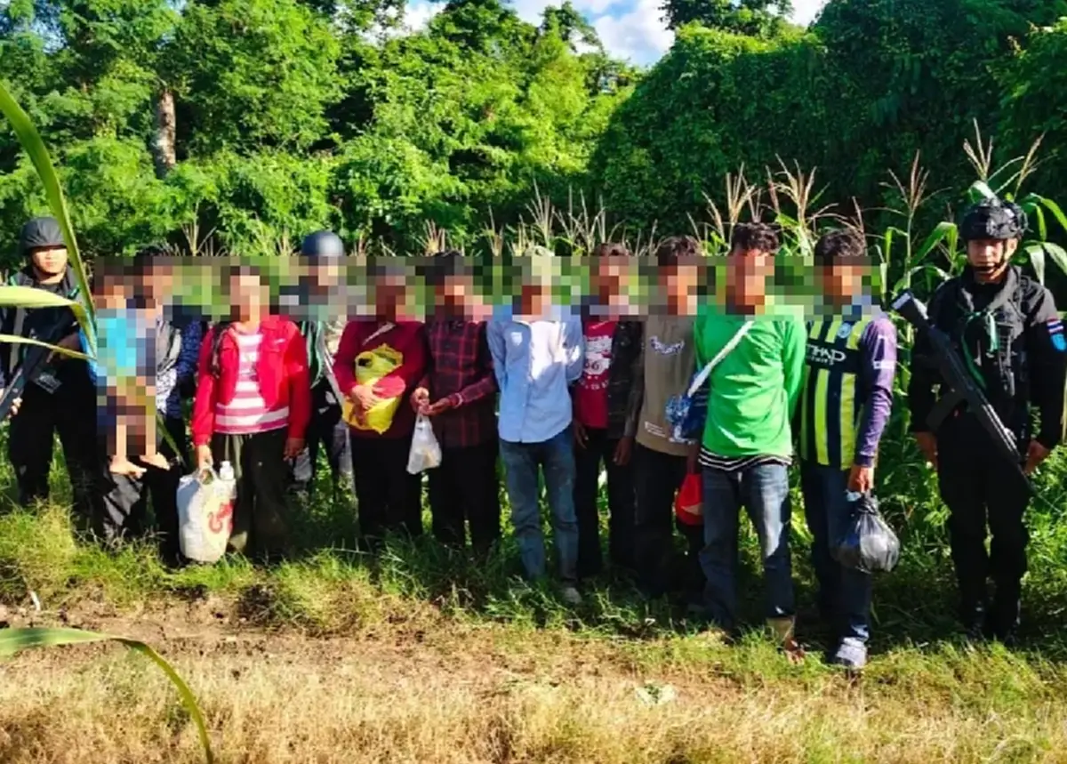 สกัดจับแรงงานกัมพูชากว่า 10 ราย ลักลอบเข้าเมือง จ.สระแก้ว