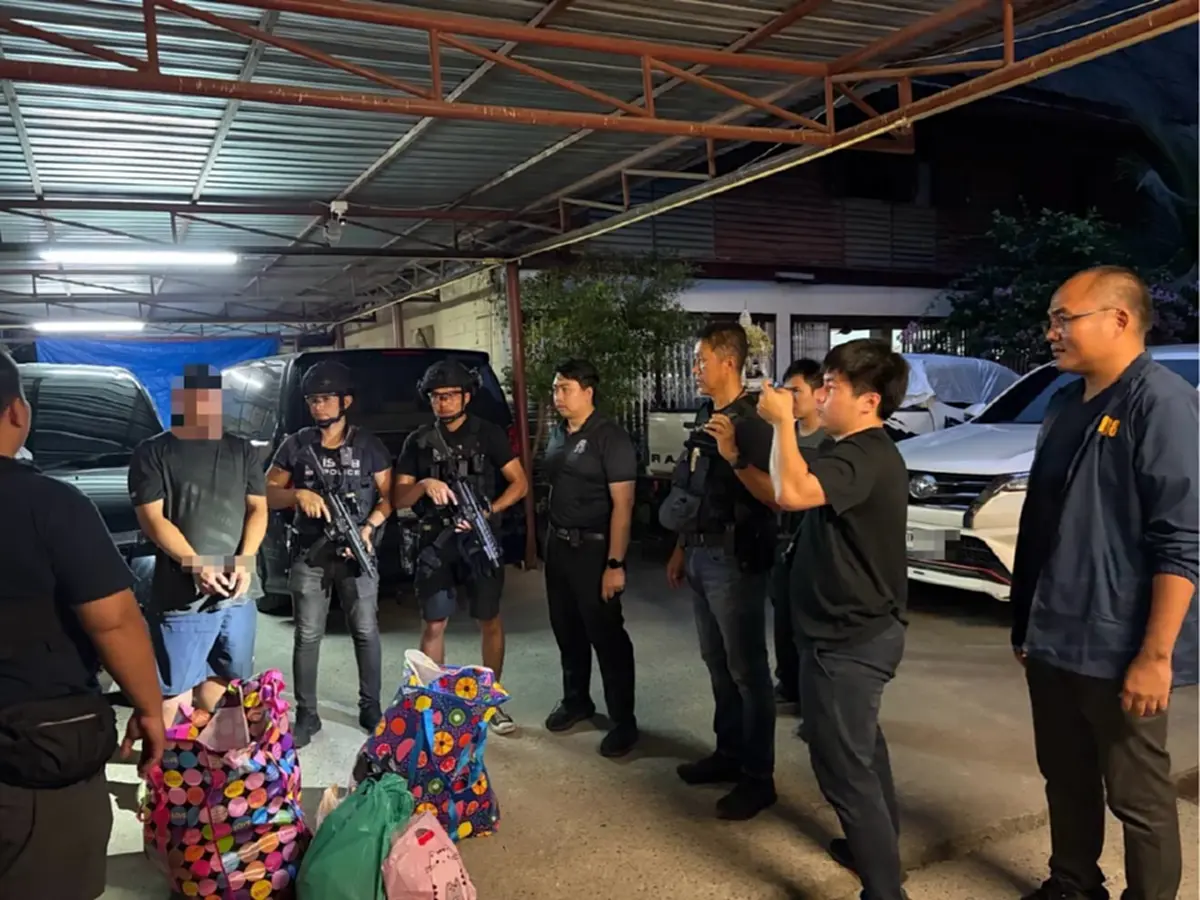 สืบนครบาล 8 จับไอซ์ 50 กิโลฯ ใช้ชุมชนวัดเป็นแหล่งค้าใหญ่