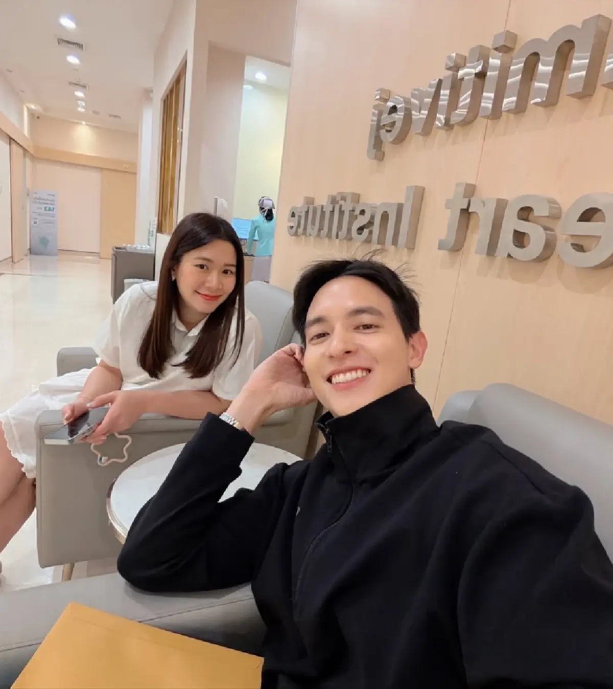 เจมส์ จิรายุ เผยภาพลูกชายในครรภ์ ดั้งโด่งหล่อแรงแซงคุณพ่อ