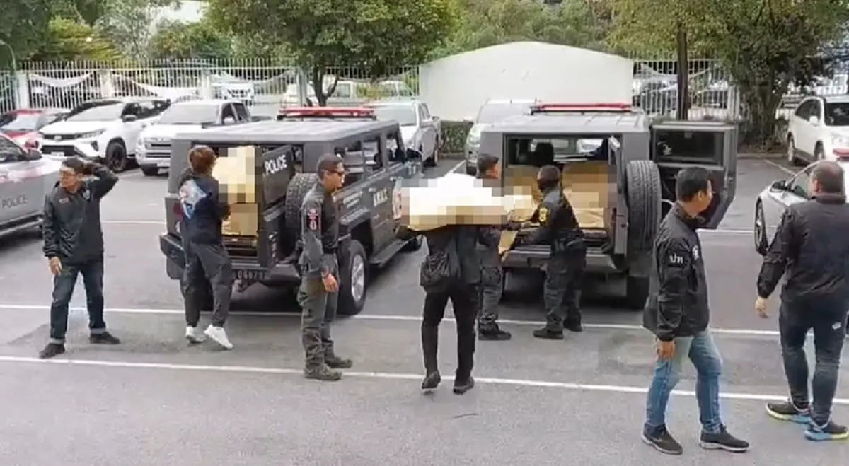 สกัดจับ รถขนผักบังหน้า ซุกไอซ์ 600 กก. เกือบหลุดเข้าภาคกลาง