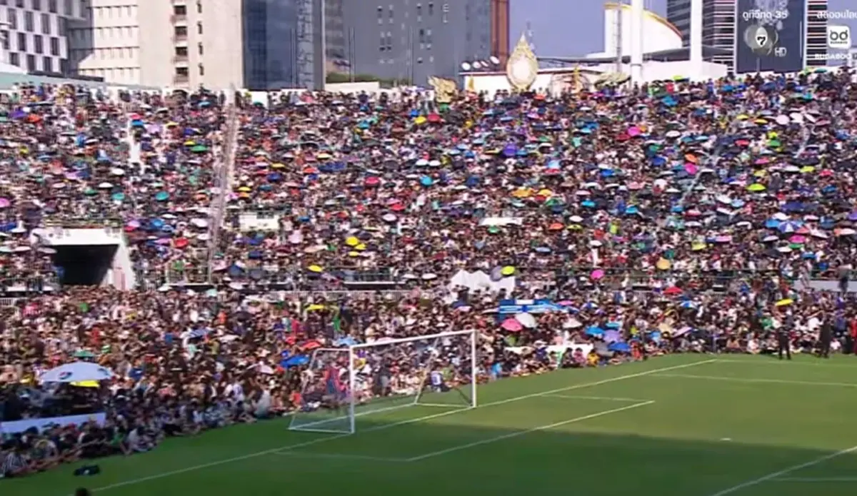 อบจ.ชัยนาท เฉือนชนะ หมอนทองวิทยา 2-1 คว้าแชมป์ฟุตบอล 7 สี