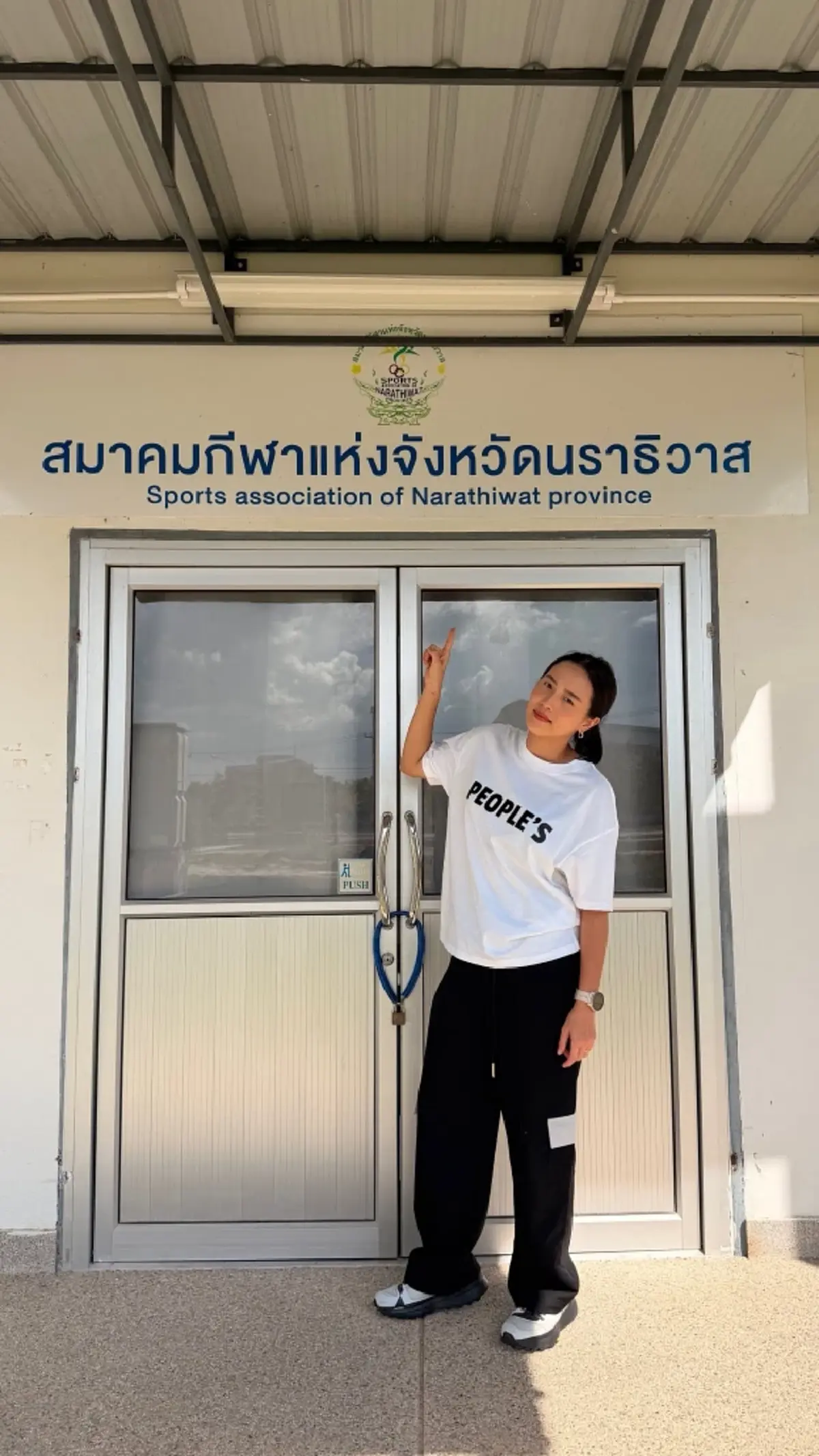 ปล่อยทิ้ง\"ไอซ์ รักชนก\" แฉ สนามกีฬา งบ 181 ล้าน สร้าง 13 ปี ยังไม่เสร็จ