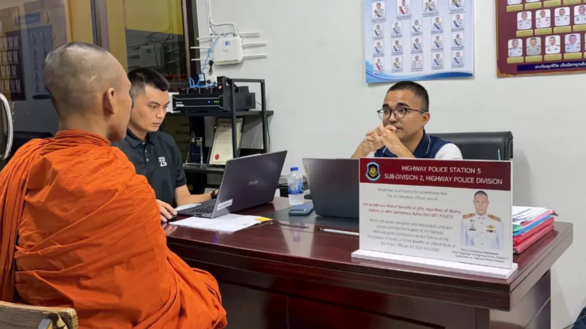 กระชากจีวร หลวงพี่บวชหนีกรรม ห่มผ้าเหลืองหลบคดีกระทำเด็ก