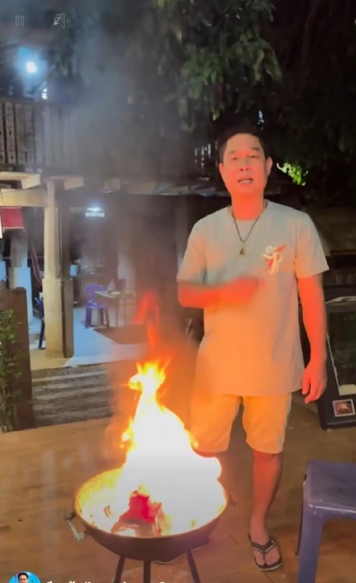 ไม่คิดว่าจะกล้าเผา เปิดราคาเสื้อเซียนพระดัง พร้อมลายเซ็นซาลาห์