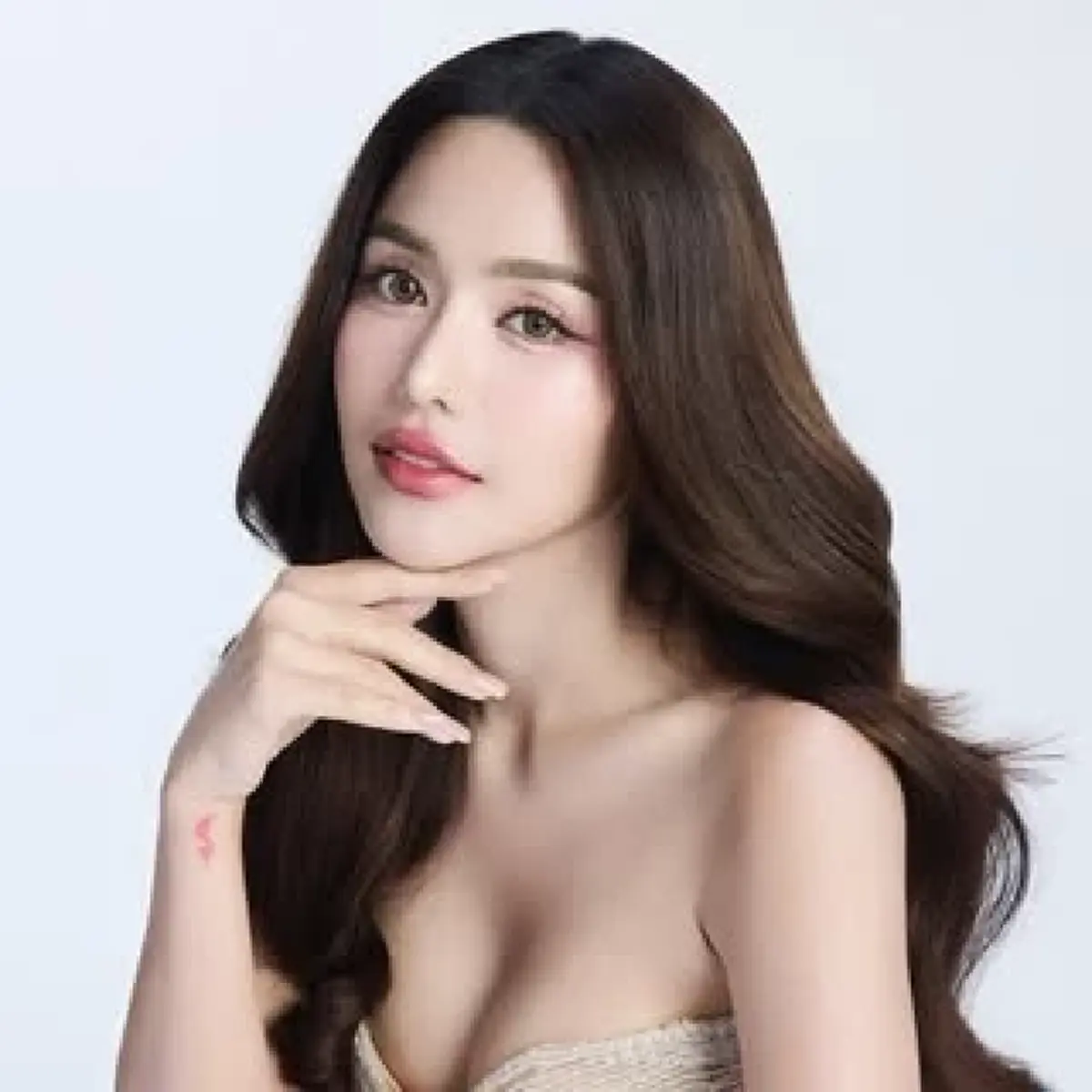 น่าห่วง \"ธัญญ่า อาร์สยาม\" แอดมิทด่วนคอขยับไม่ได้ ปวดแบบจะขาดใจ