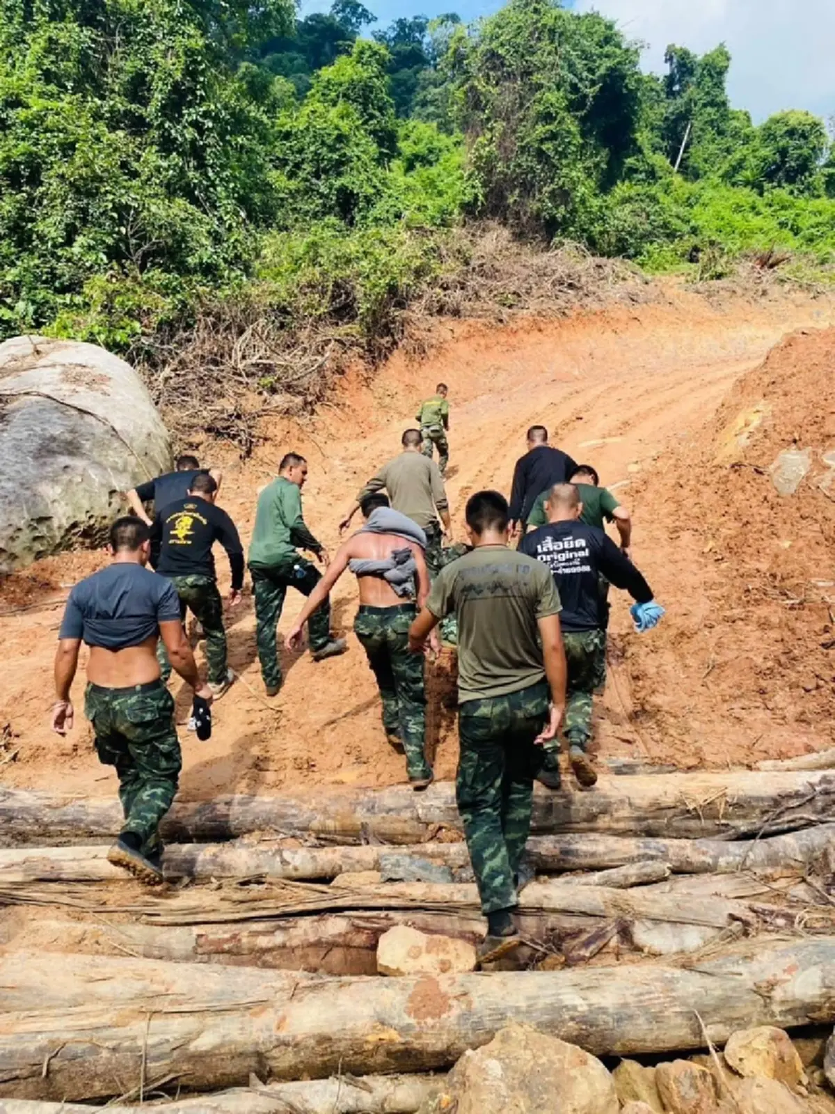 ด่วน \"ทหารไทย\" เหยียบกับระเบิดพื้นที่ห้วยตามาเรีย ข้อเท้าขวาขาด