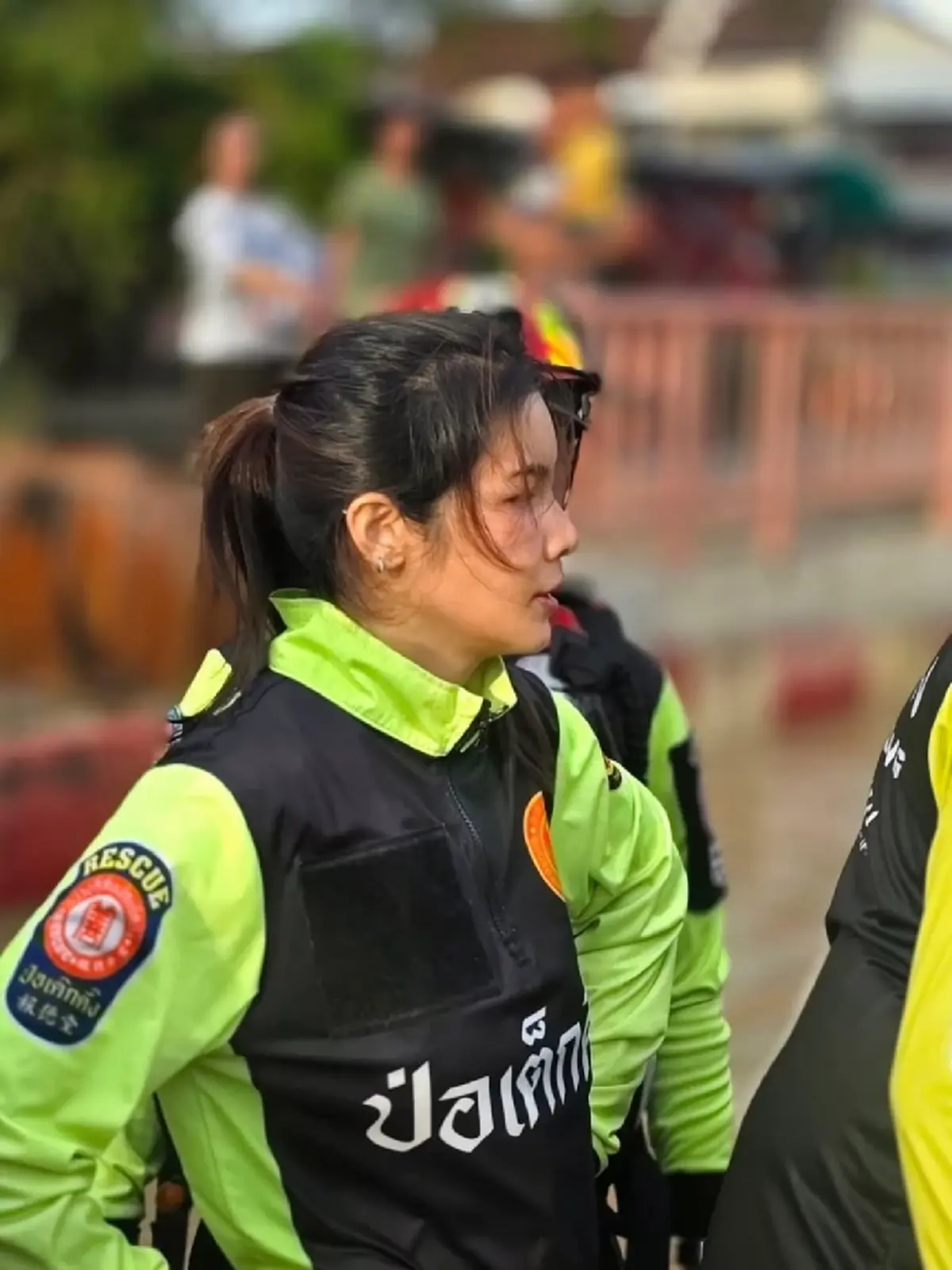 สุดสะเทือนใจ! น้องแน๊ตช่วยลำเลียงผู้เสียชีวิตน้ำท่วมใต้