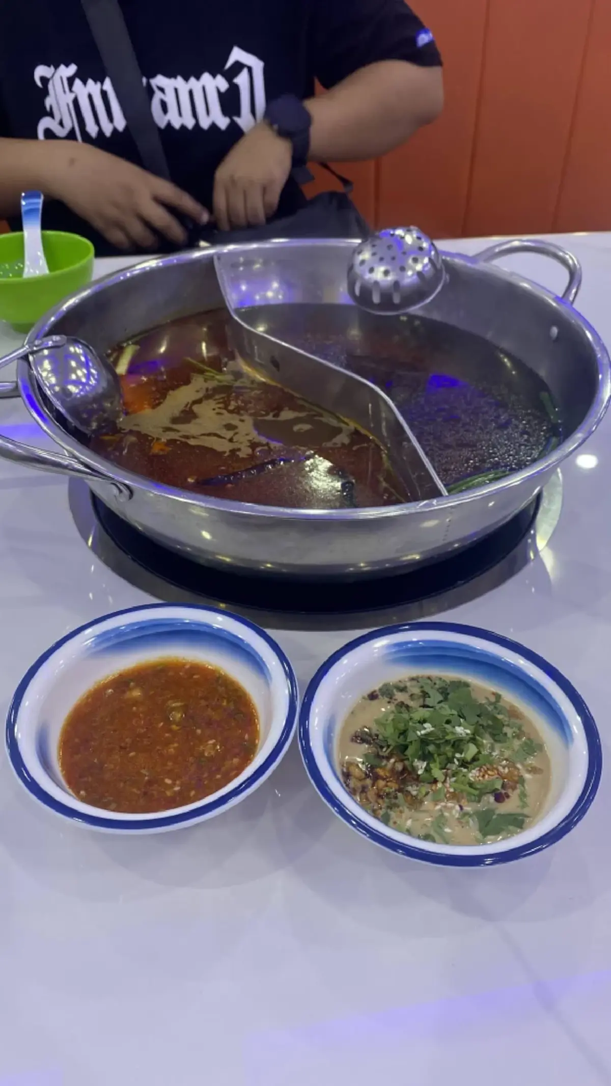 อร่อยแต่ต้องระวัง! น้ำจิ้มถ้วยเดียว โซเดียมทะลุ 2,600 มก.