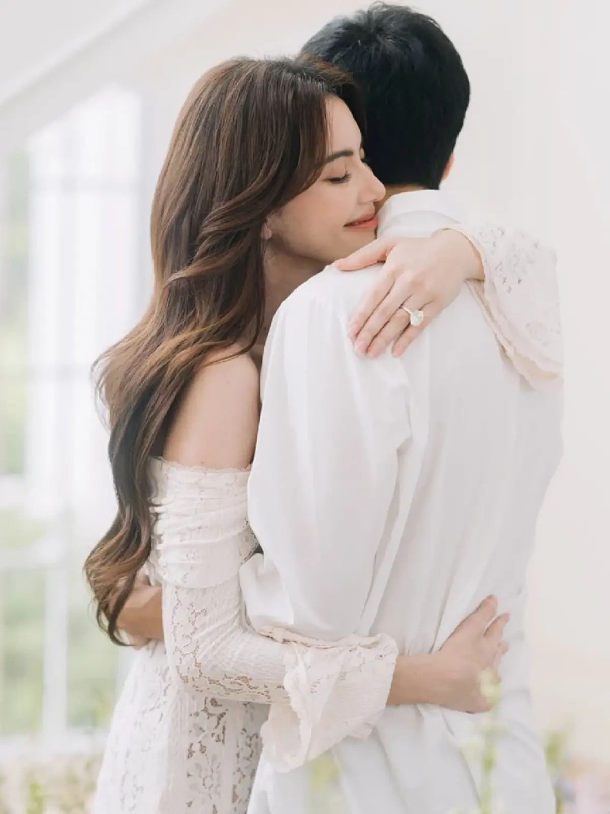 “ใหม่ ดาวิกา – เต๋อ ฉันทวิชช์” วิวาห์แล้ว! บรรยากาศเรียบง่าย