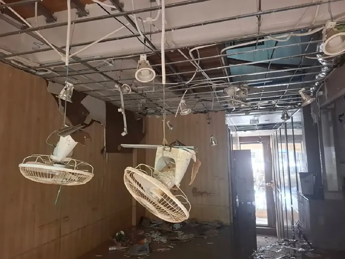  เคน ภูภูมิ เห็นร้านครั้งแรกถึงกับทรุด คาเฟ่พังยับเหลือแต่ซาก