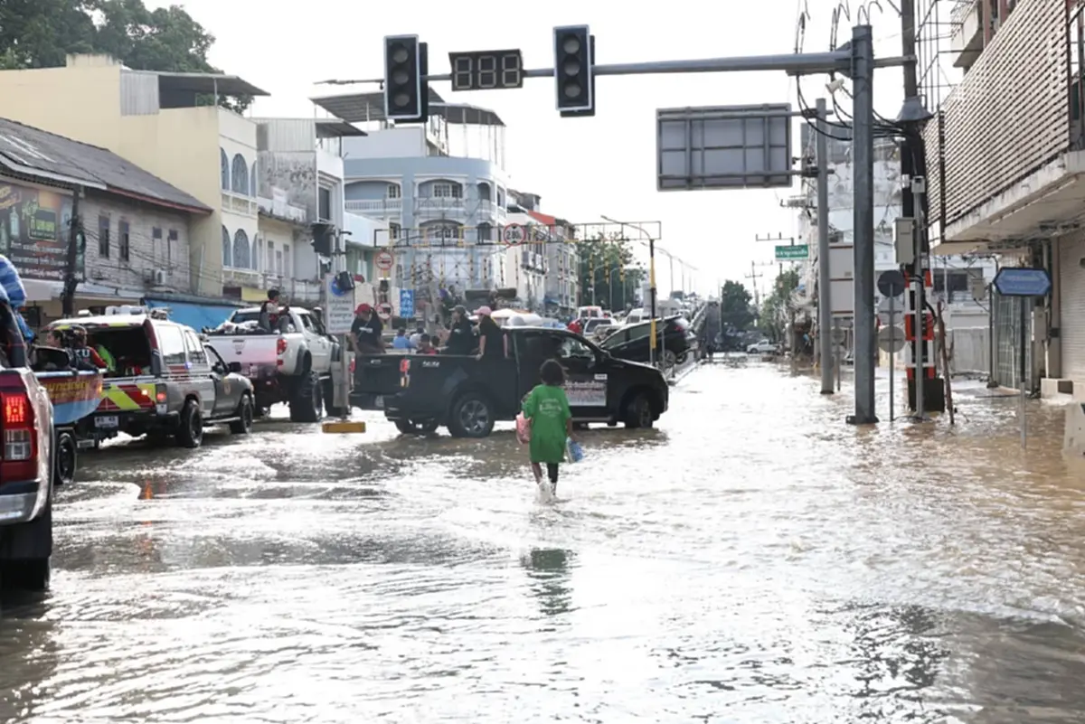 สถานทูตจีน โพสต์แล้วถึงเหตุการณ์อุทกภัยรุนแรงในประเทศไทย