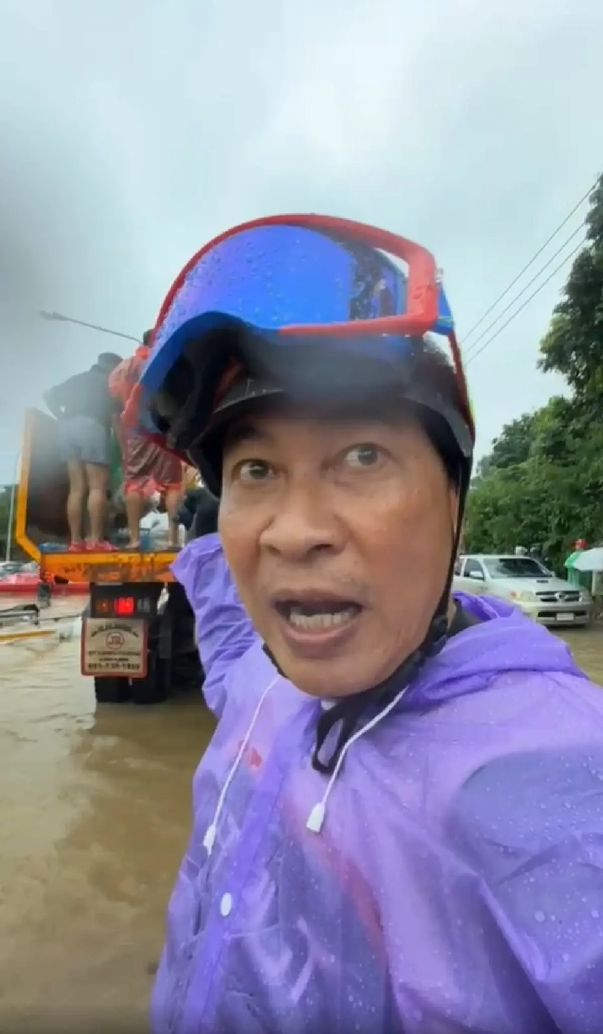 เศร้าใจ เปิ้ล นาคร พบ 5 ร่างลอยอยู่ในบ้าน เกินกำลังที่จะเอาออกมา