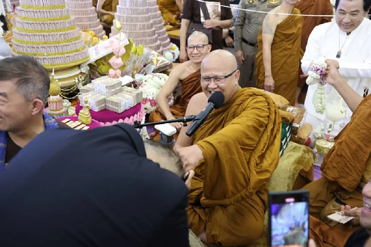 "กฐินพระสิ้นคิด" ครั้งแรก - ครั้งสุดท้าย เห็นยอดกฐิน ลูกศิษย์สาธุ