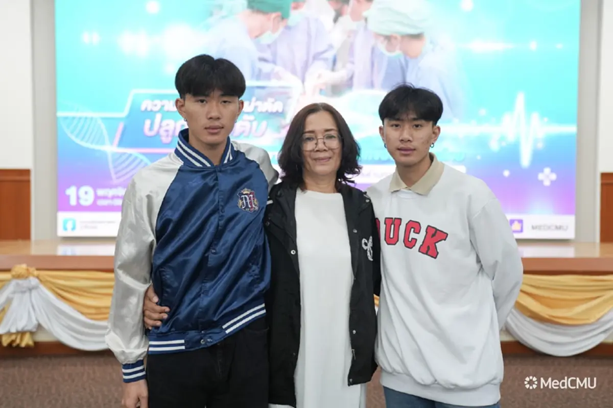 ครั้งแรกในไทย ผ่าตัดปลูกถ่ายตับฝาแฝดชายสำเร็จ ฝีมือคณะแพทย์ มช.