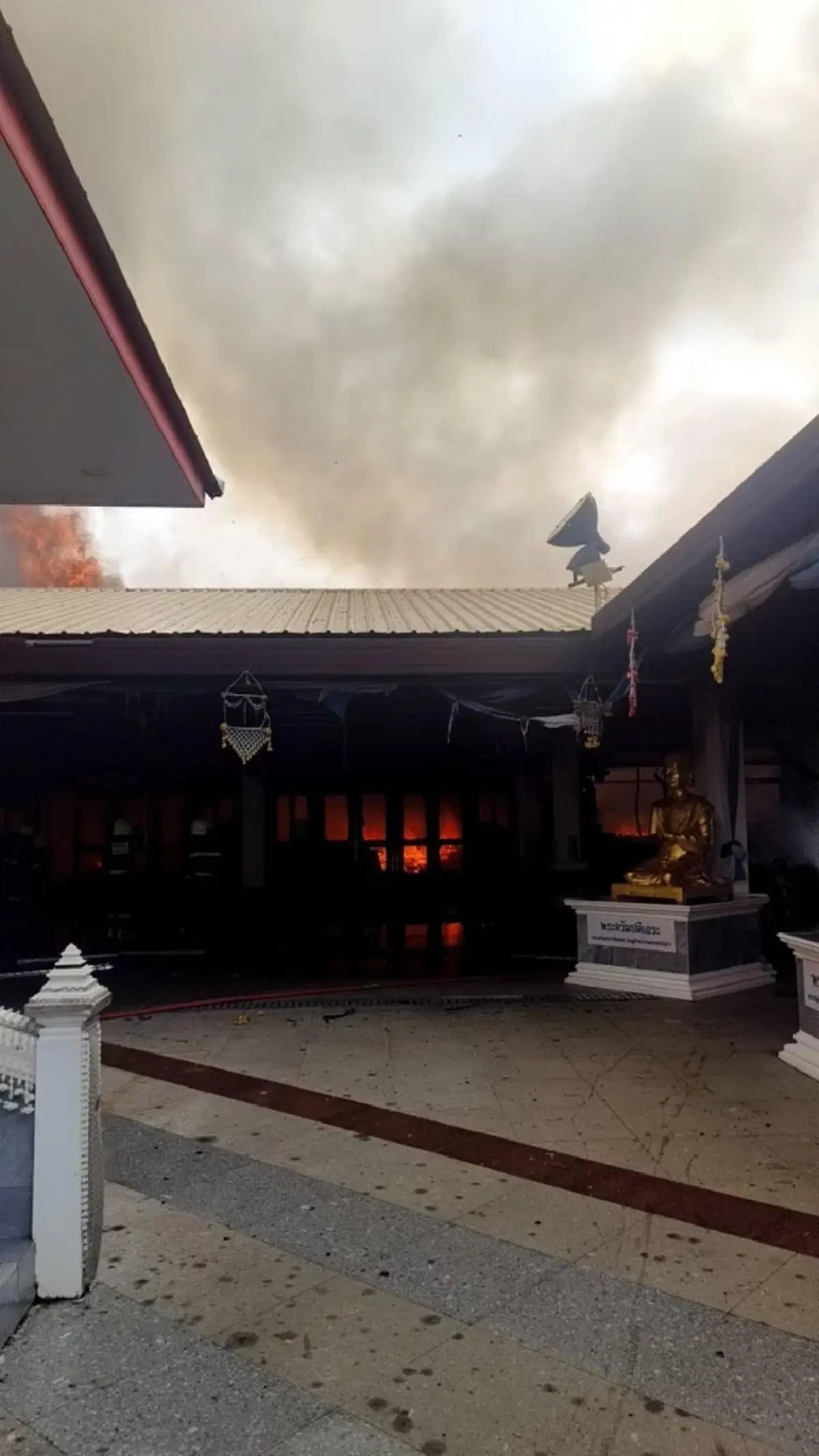 เกิดเหตุไฟไหม้ "วัดพิชยญาติการามวรวิหาร" เขตคลองสาน!