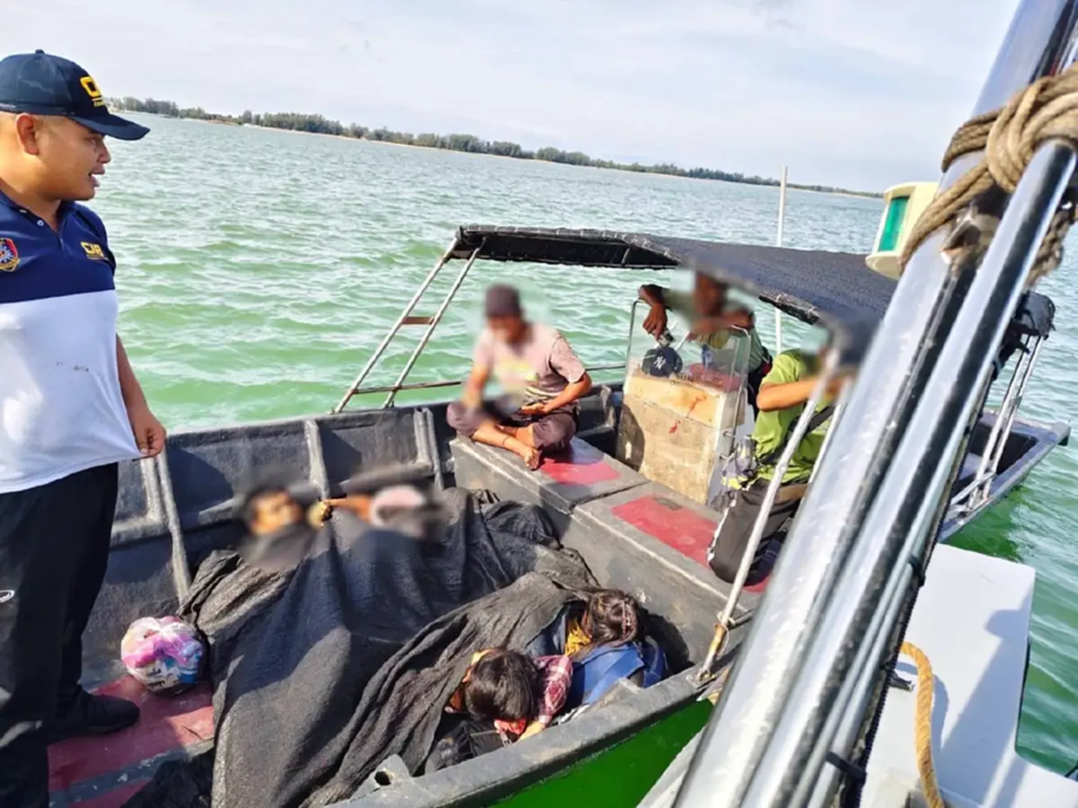 ไล่ล่ากลางน้ำ จับแก๊งลอบขนต่างด้าวใช้สปีดโบ๊ทหนีข้ามแดน