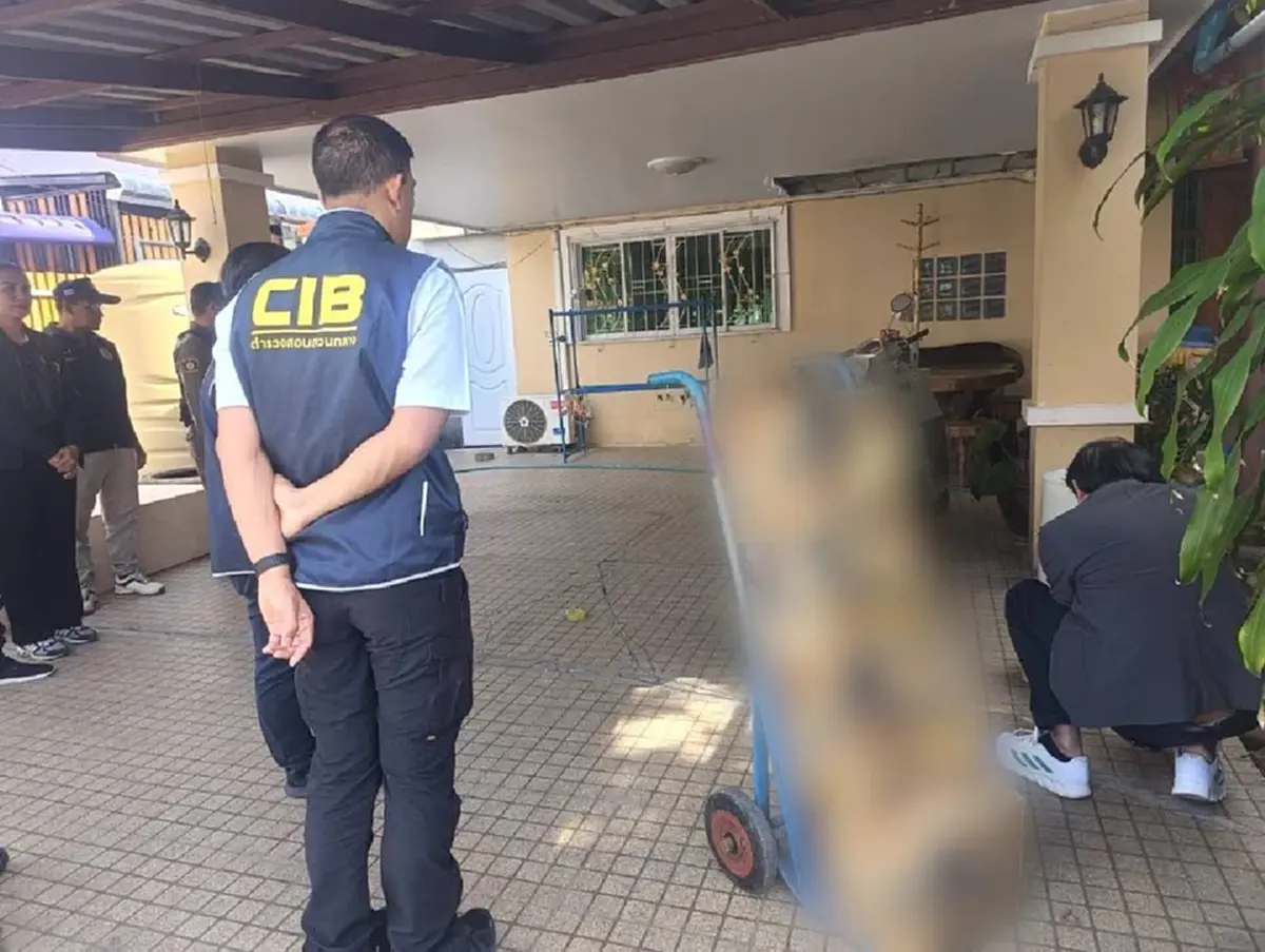 เรื่องใหญ่ ทลายโรงงาน &quot;ซีอิ๊ว น้ำปลา ชูรสเถื่อน&quot; เตรียมส่งทั่วไทย